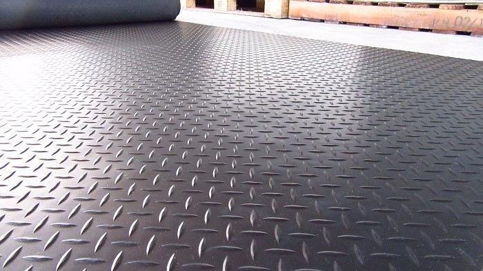 Piso Emborrachado Comercial/Industrial